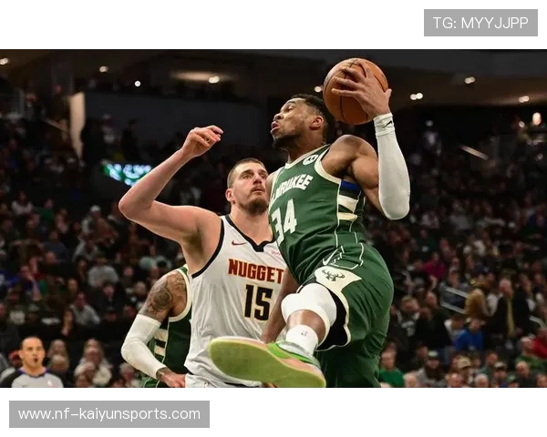 字母哥强势压制禁区,雄鹿连续扩大比分