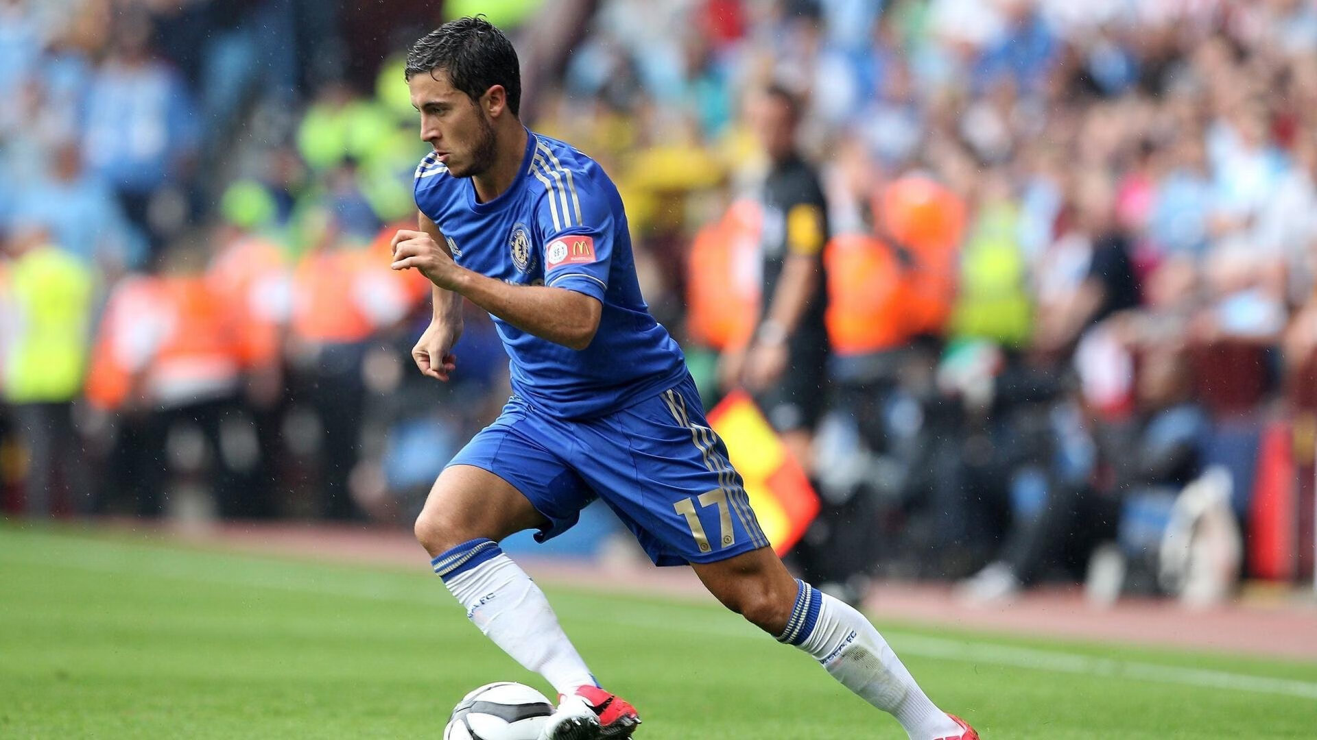 弗兰：凭借突破后精准的判断，他总能为全黑队带来进攻机会，弗兰实力